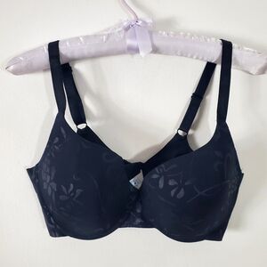 Triumph Women’s Underwire Support Bra Black